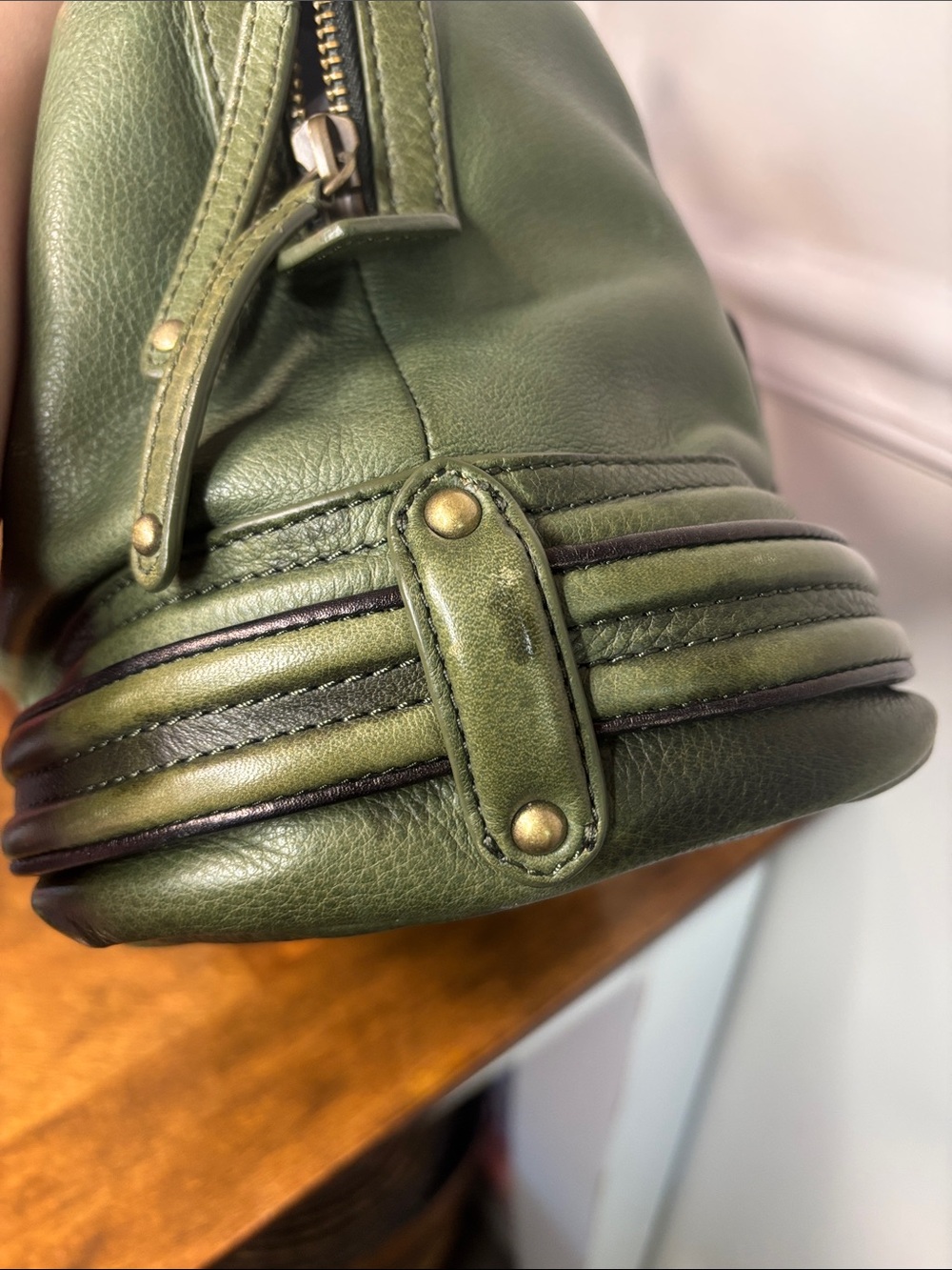 π₯Cole Haan Vintage green leather satchel with a structured, top handle design - Picture 7 of 16